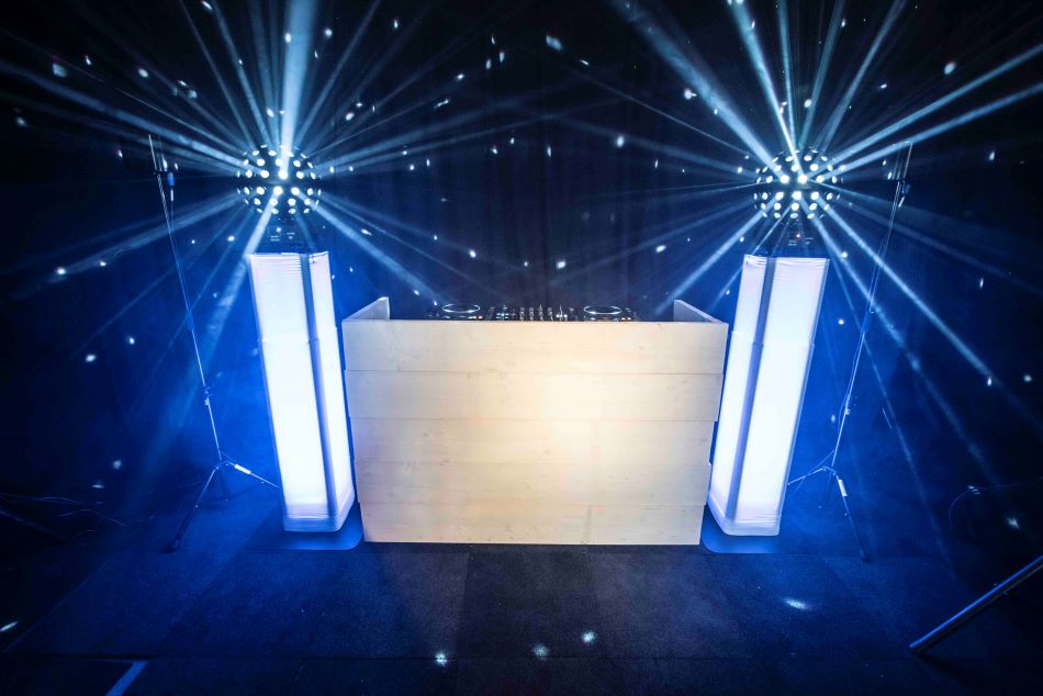 Dj booth rental